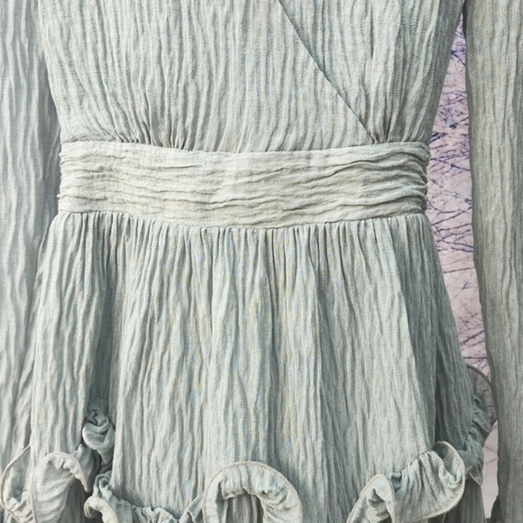 SAINTS + SECRETS   boho crepe style frill long sleeve mini dress - Picture 3 of 9